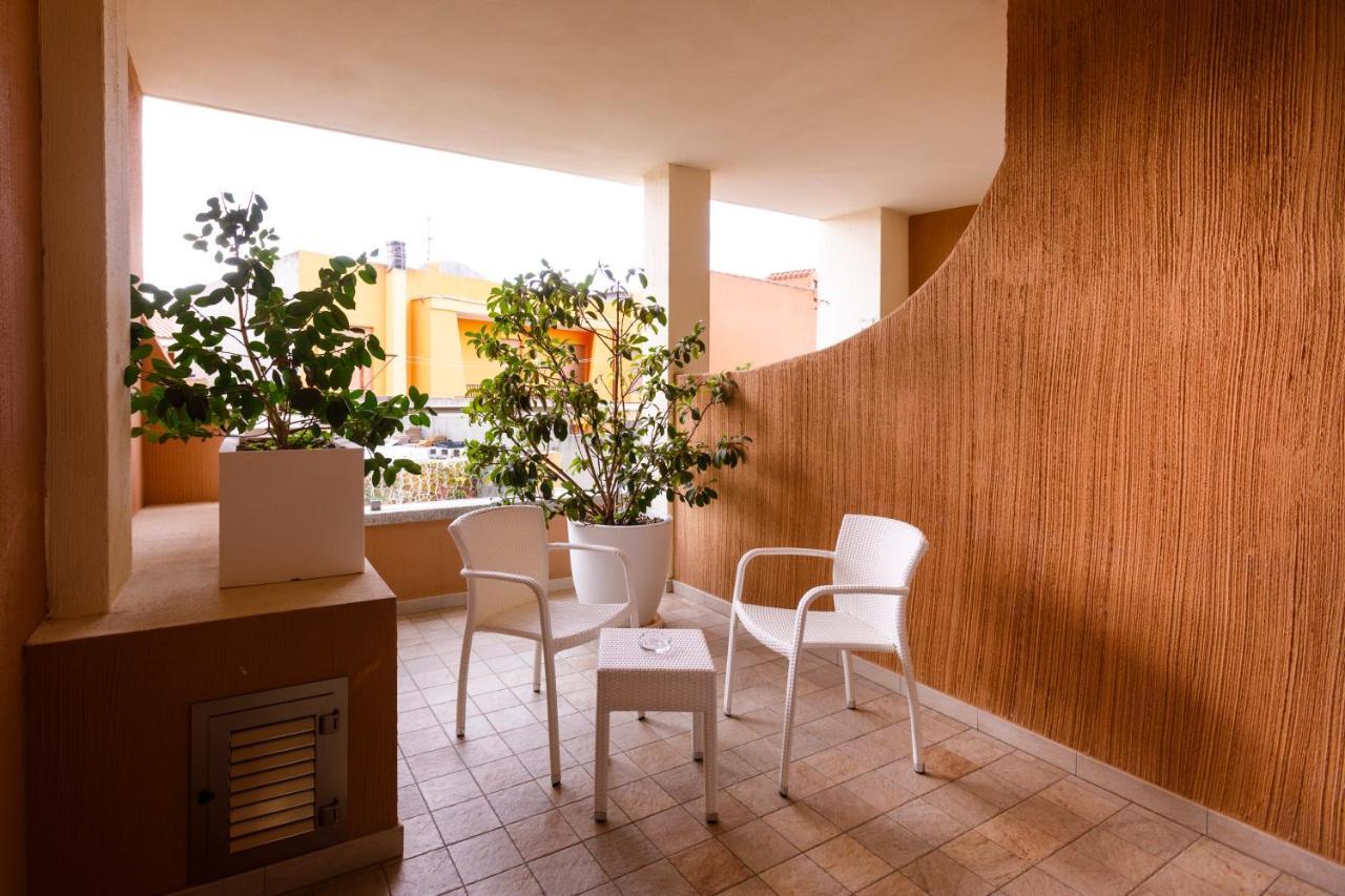 Janas Hotel Villasimius Buitenkant foto
