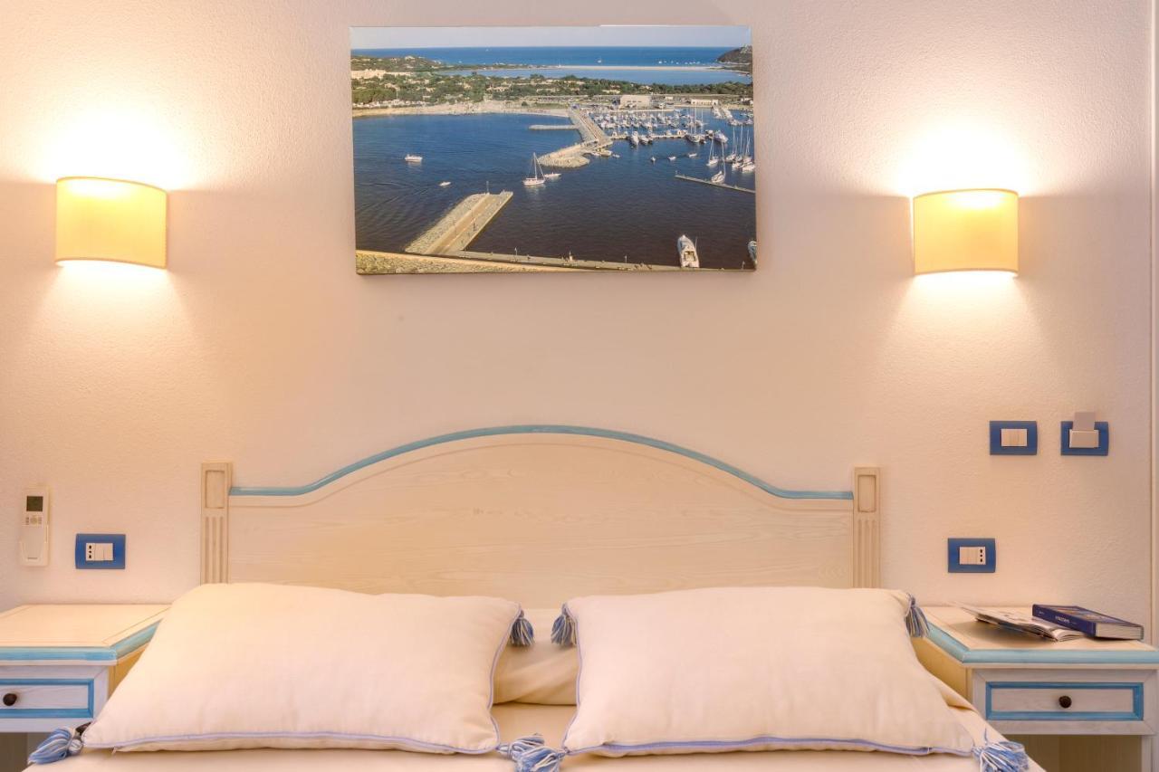Janas Hotel Villasimius Buitenkant foto
