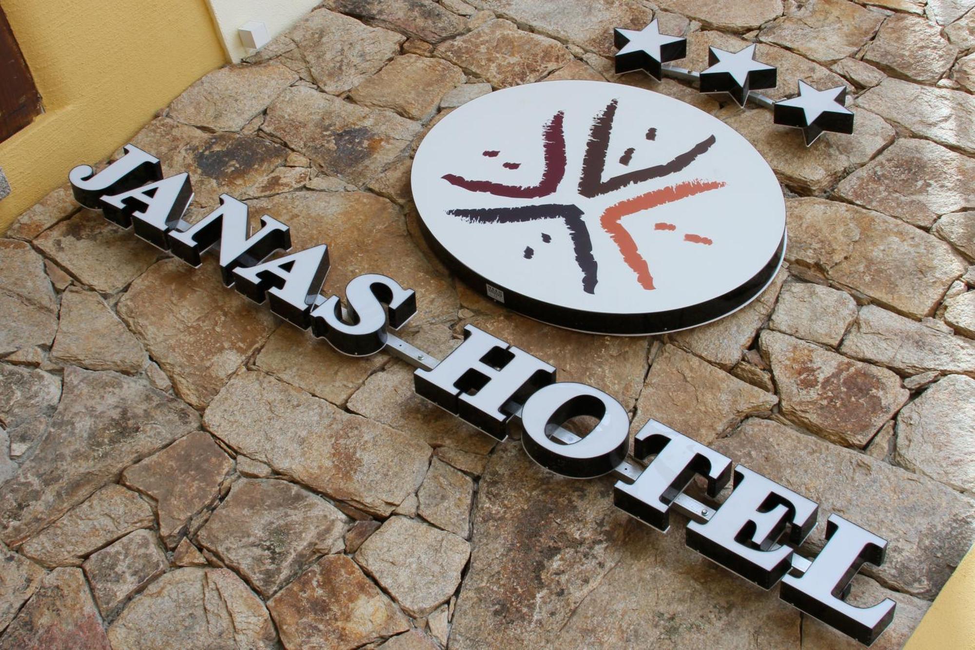 Janas Hotel Villasimius Buitenkant foto