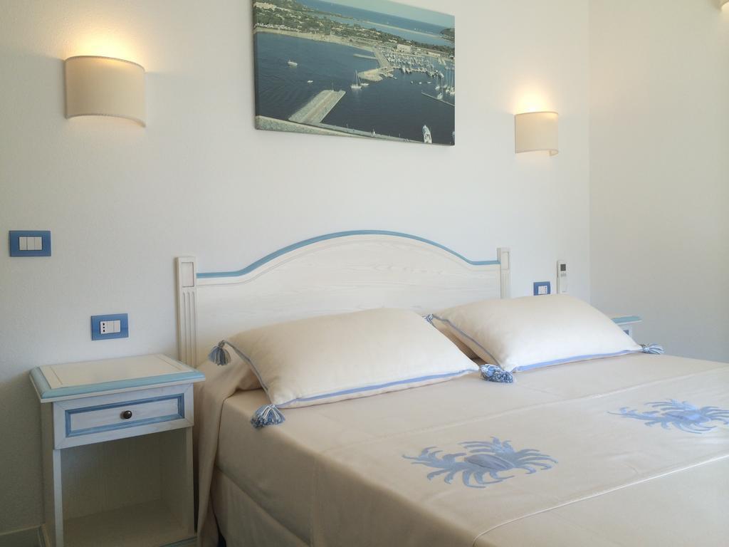Janas Hotel Villasimius Buitenkant foto